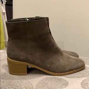 Clark’s Booties size 8.5